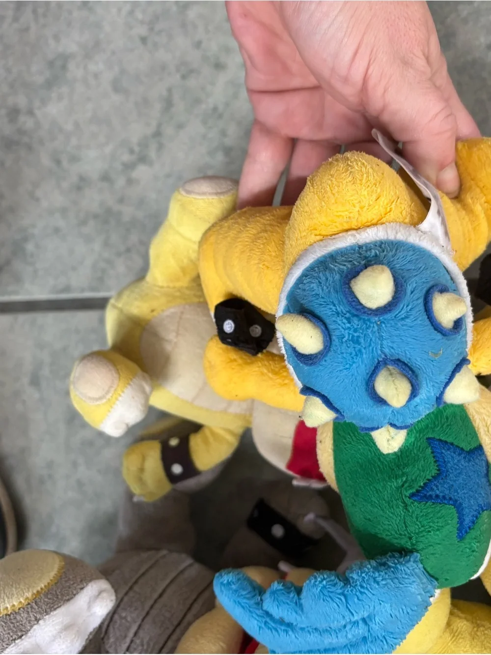 7xSuper Mario Bros Koopalings plushies preloved